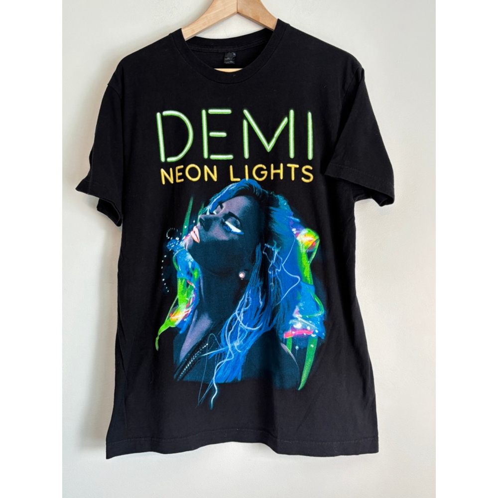 Demi Lovato Neon Lights Tour 2014 Concert T Shirt Large